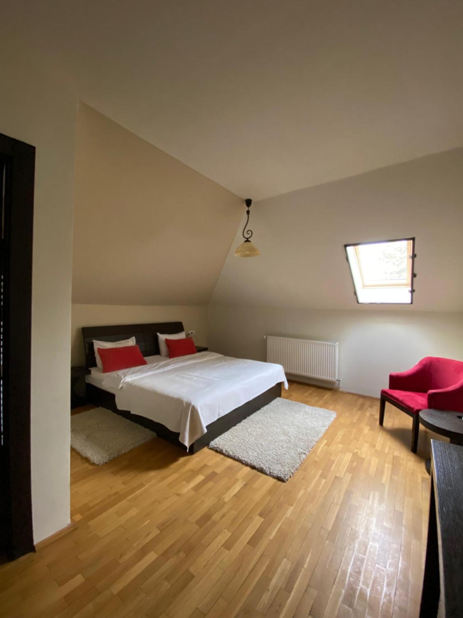 Hotel Cetatuia Măgura Zewnętrze zdjęcie