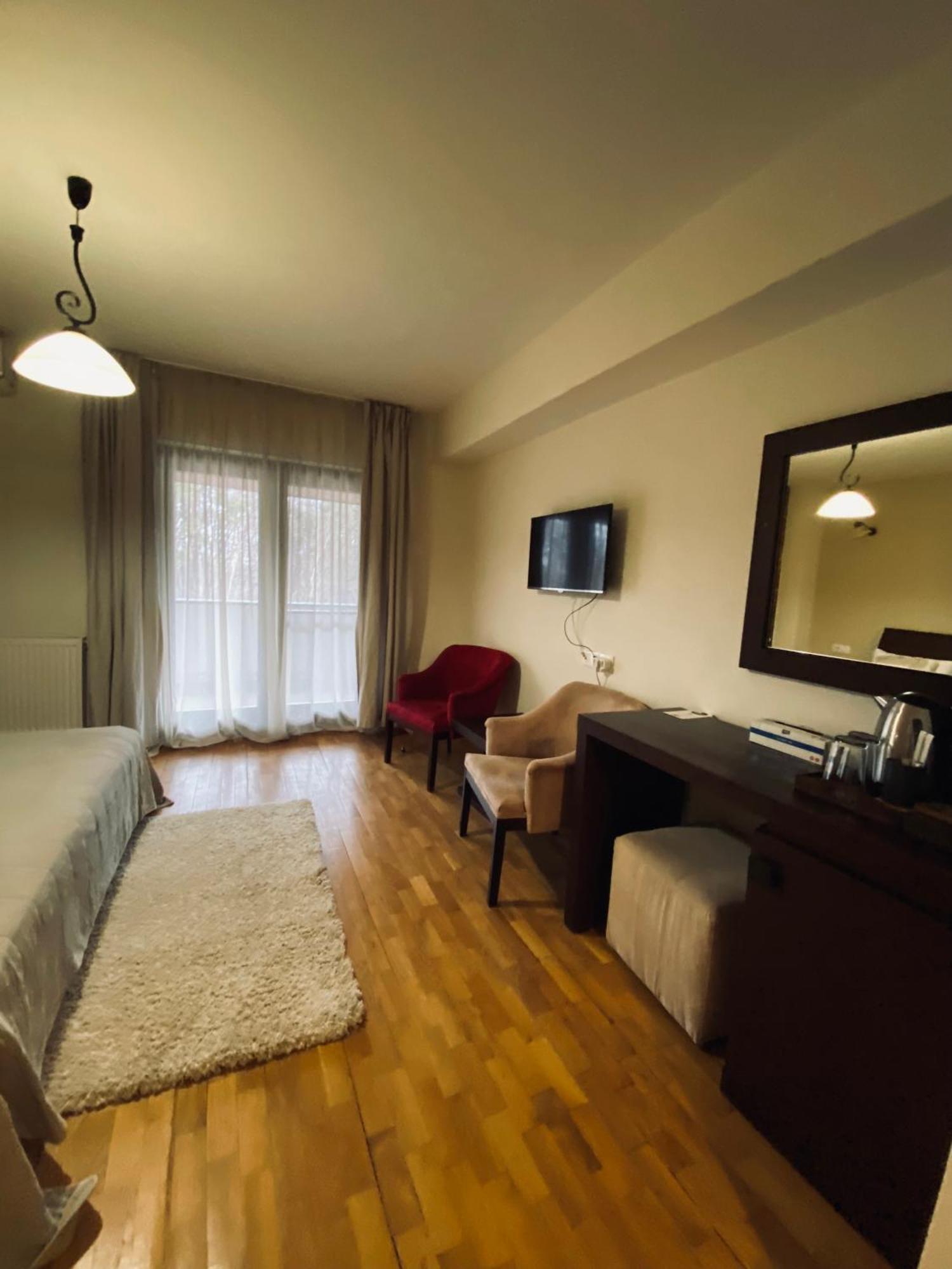 Hotel Cetatuia Măgura Zewnętrze zdjęcie