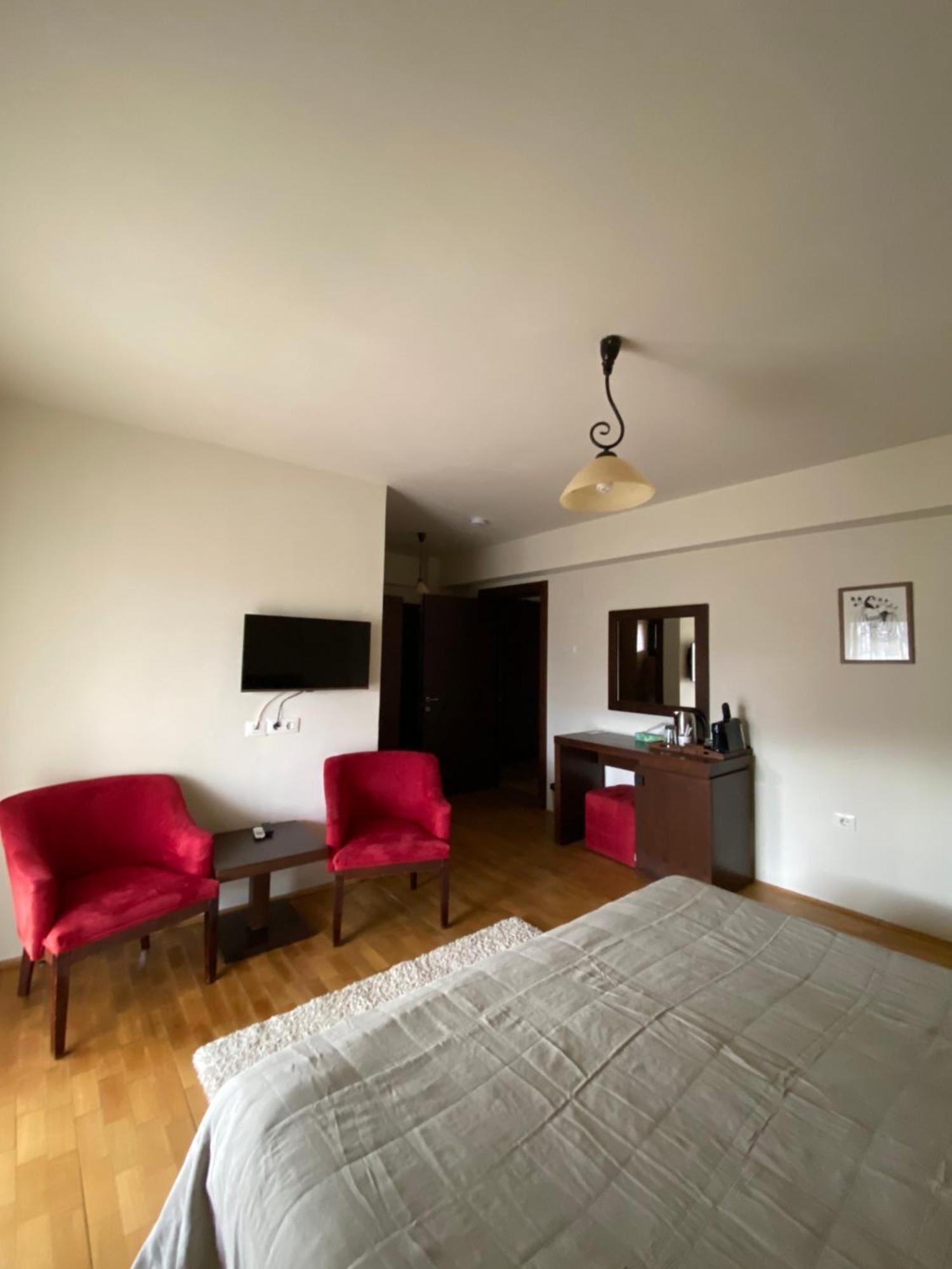 Hotel Cetatuia Măgura Zewnętrze zdjęcie