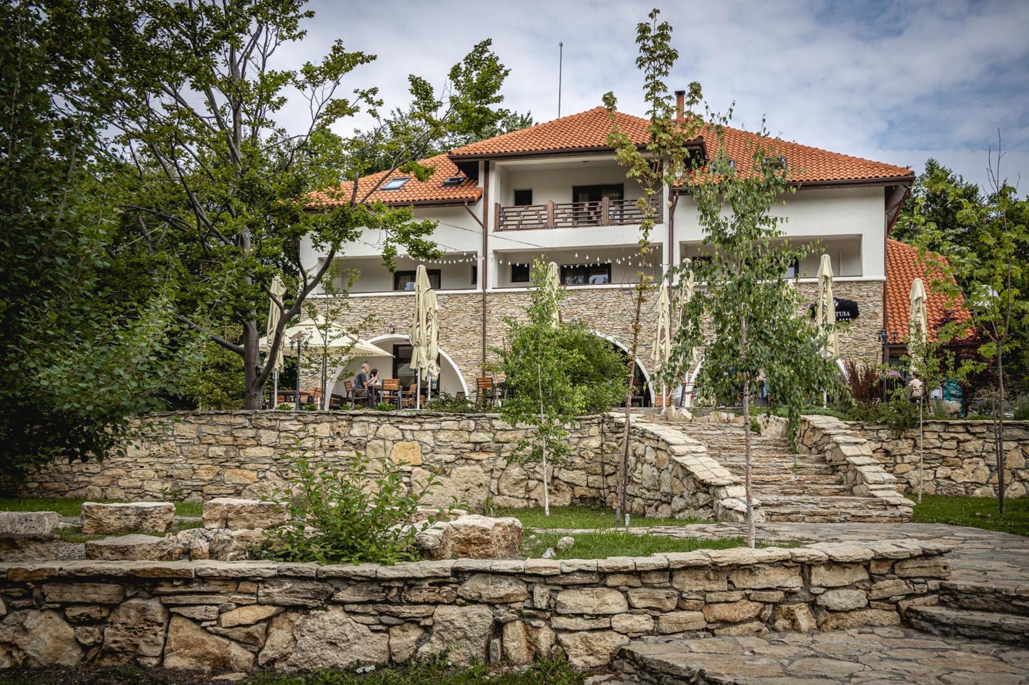 Hotel Cetatuia Măgura Zewnętrze zdjęcie
